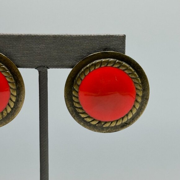 3/$30 Reddish Orange Stud Earrings Brass Tone Pierced Large RoundButton - Picture 4 of 8